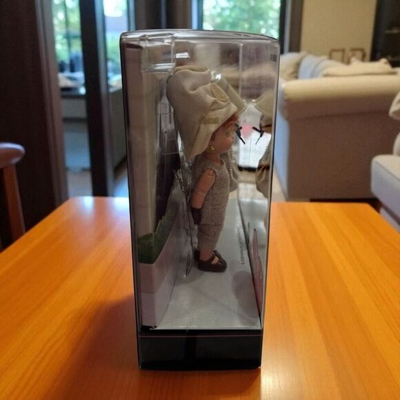 BARBIE I LOVE LUCY KELLY DOLLS LUCY GETS A PARIS GOWN PINK LABEL BARBIE NEW - Picture 2 of 5